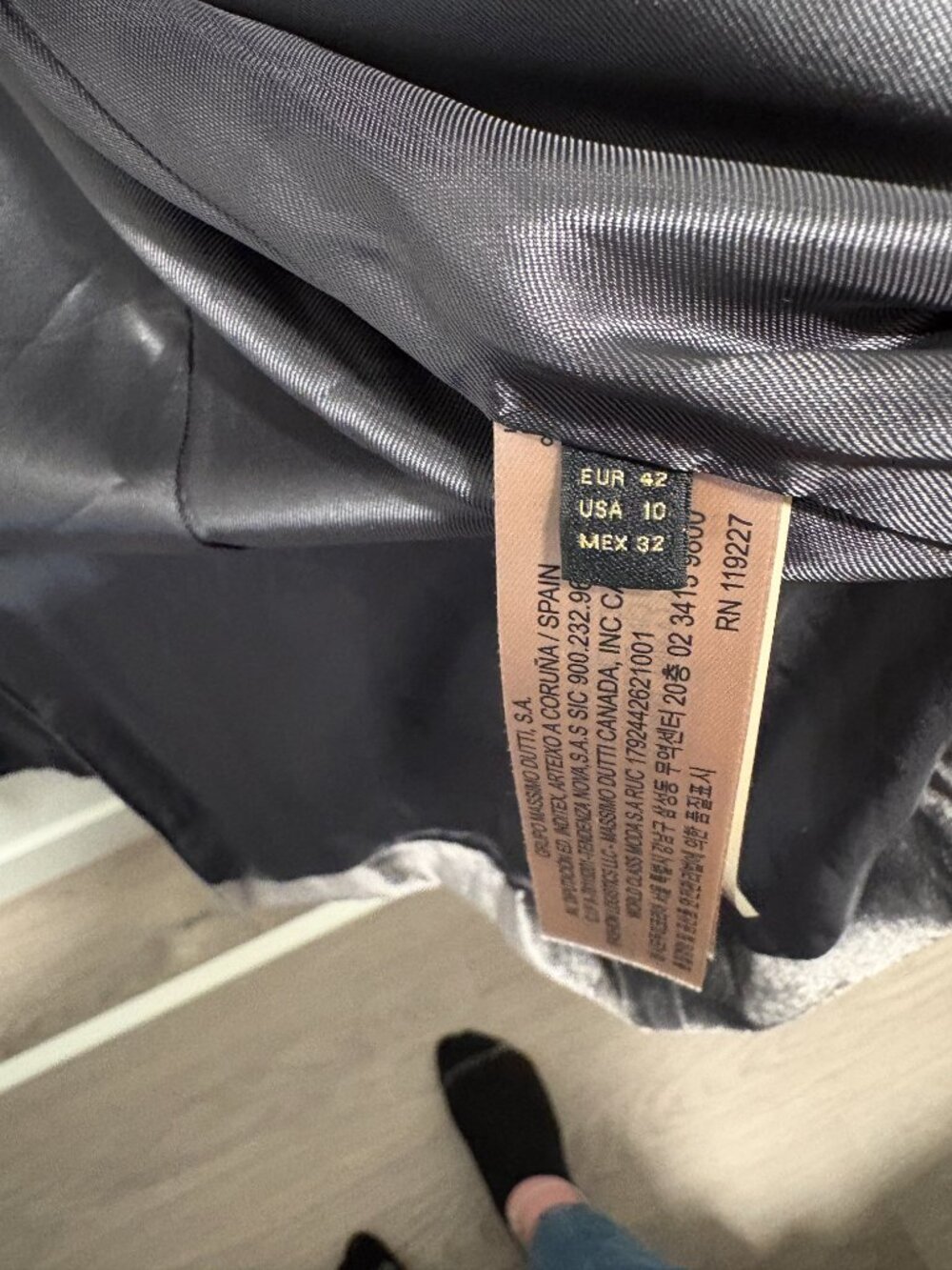Massimo Dutti Gray Velvet Single-Breasted Blazer - Size 10 - Picture 5 of 9